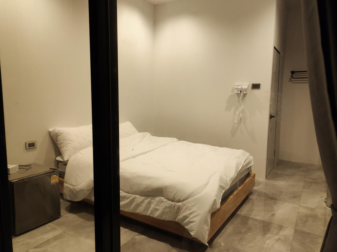 Others 5, De'La Moon, Muang Rayong