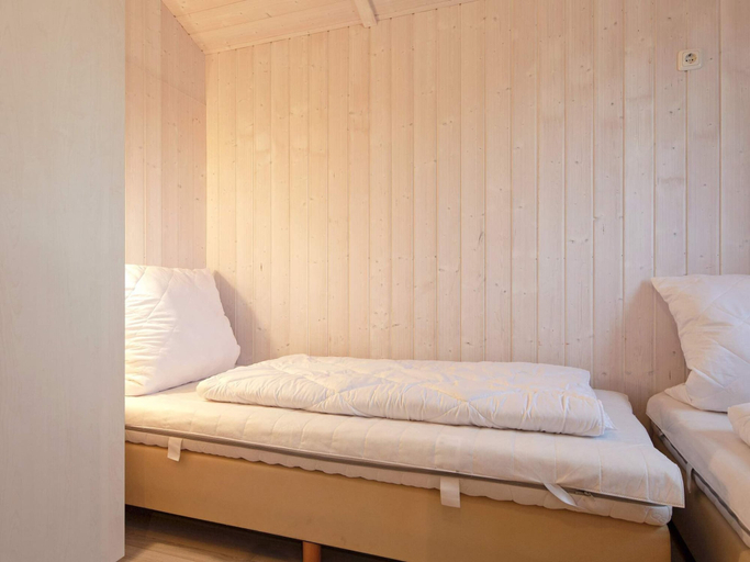 Bedroom 2, Holiday Home in Grömmitz, Ostholstein