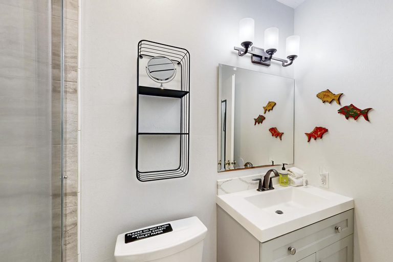 Bathroom 3, Turtle Bay Resort 132, Honolulu