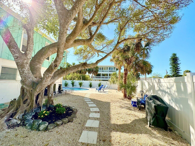 Others 4, Coquina Cottage 2 Bedroom Cottage by RedAwning, Manatee