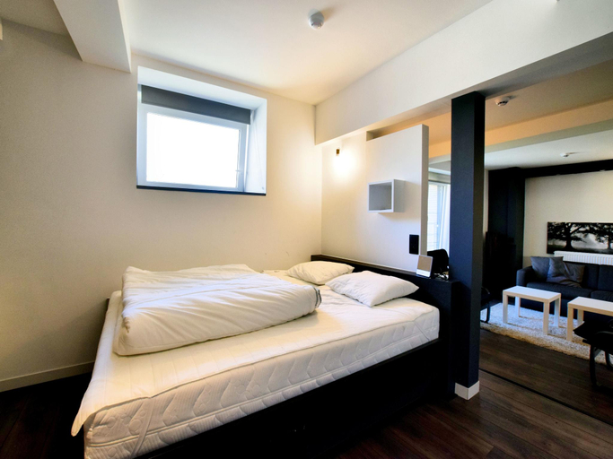 Bedroom 2, Manor house flat in Robertville, Liège