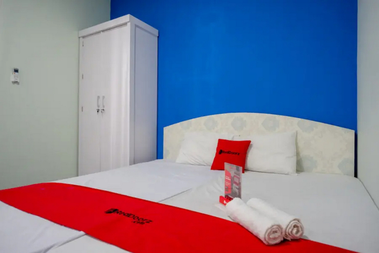 Bedroom 8
