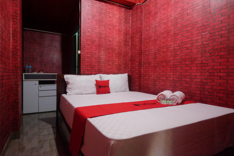 Bedroom 12