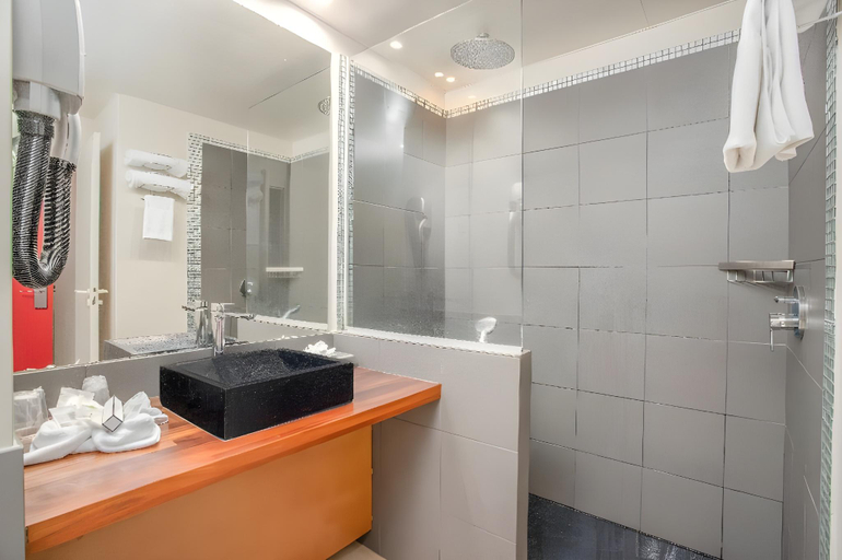 Bathroom 4, Zenitude Hôtel Résidences - Le Salako, Le Gosier