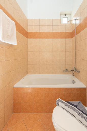 Bathroom 3, Almy Beach Hotel, Crete