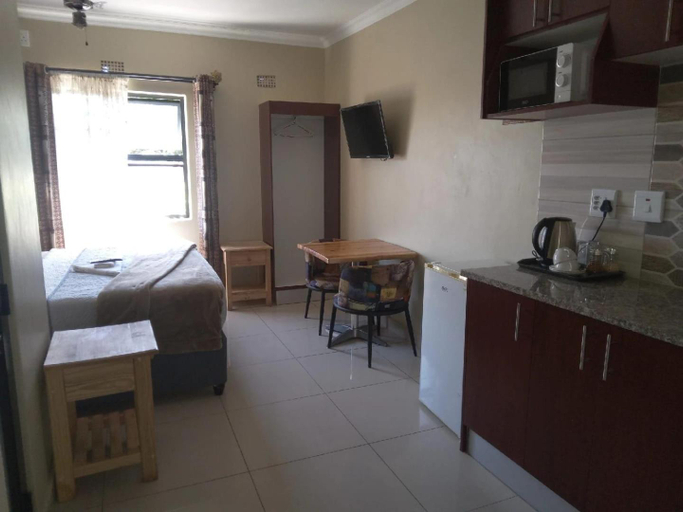 Bedroom 3, Victoria Lodge Studio Apartment, City of Cape Town