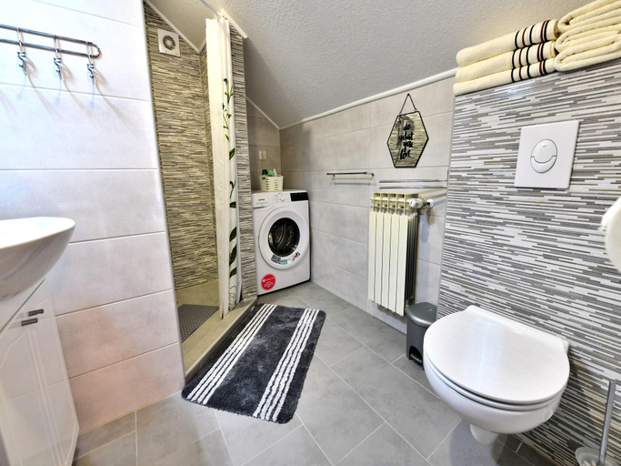 Bathroom 3, Apartment near Plitvicka Lake and Korana River, Plitvička Jezera