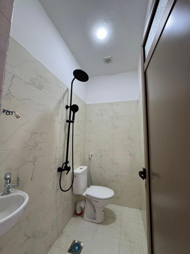 Bathroom 4, Riad Restaurant Mifis, Errachidia