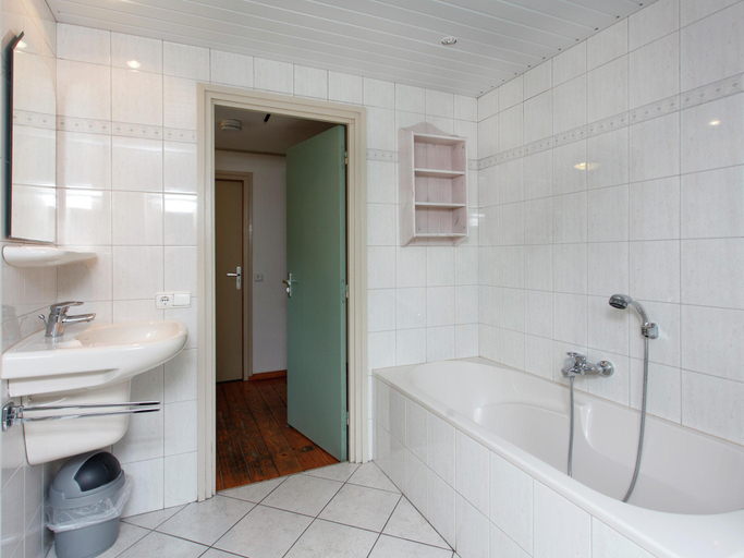 Bathroom 3, Holiday Home Lage Mierde with Garden  BBQ, Reusel-De Mierden
