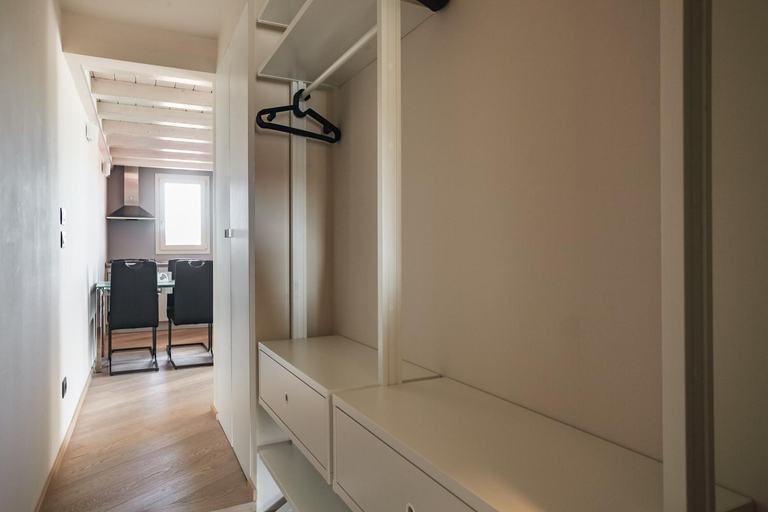 Bedroom 2, Sant'orsola Suites Apartments, Bologna