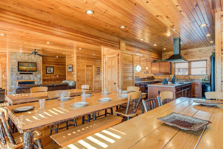 Food & Drinks 4, Mountain View Lodge by Jackson Mountain Rentals, Sevier