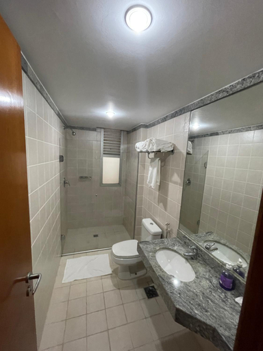 Bathroom, COBERTURA DUPLEX 70 m COM HIDRO NO MELHOR HOTEL DE TAGUATINGA, Brasília