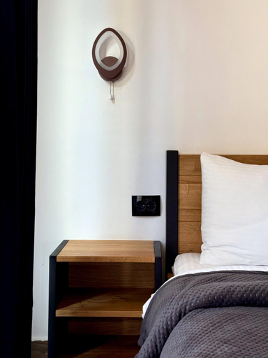 Bedroom 2, Шишка, Rakhivs'kyi