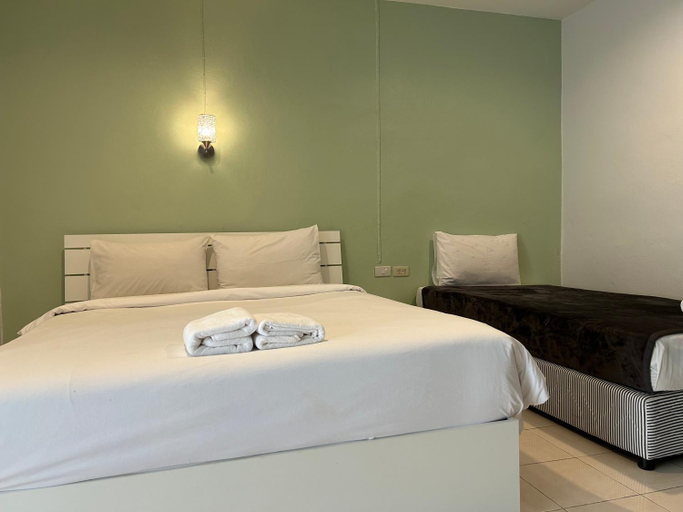 Bedroom 3, Hatyai Bangkok Resort, Hat Yai