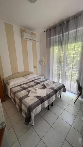 Bedroom 3, chiAma Hotel, Rimini