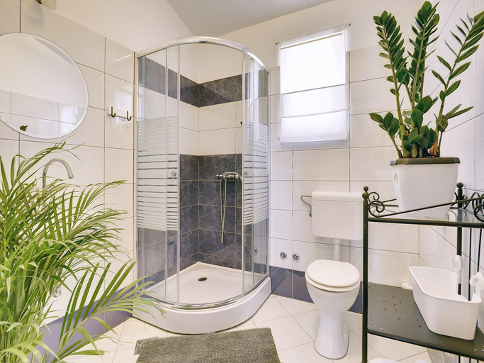 Bathroom 4, Villa in Krnica near Beach  Pool, Marčana