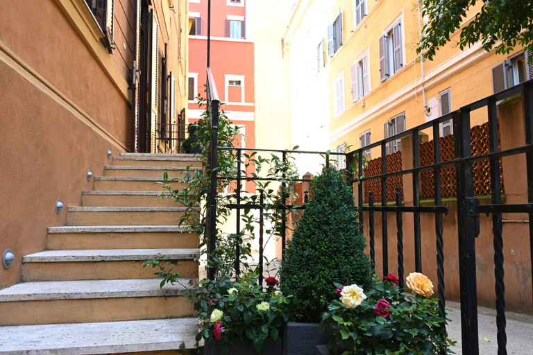 Exterior & Views 2, Charming Roma, Rome