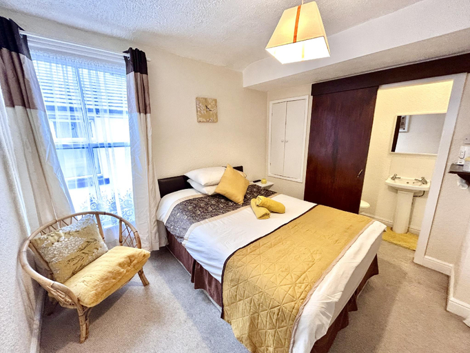 Bedroom, Aysgarth House, Blackpool