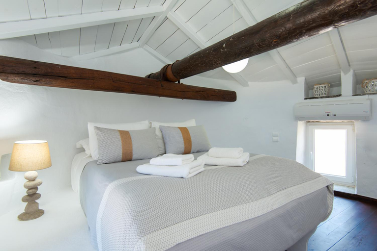 Bedroom 3, Windmill Bella Vista Hotel, South Aegean