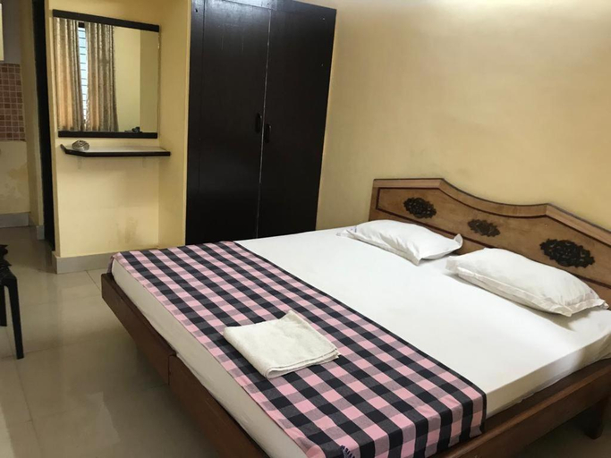 Bedroom 2, HOTEL LAKE VIEW, Udupi