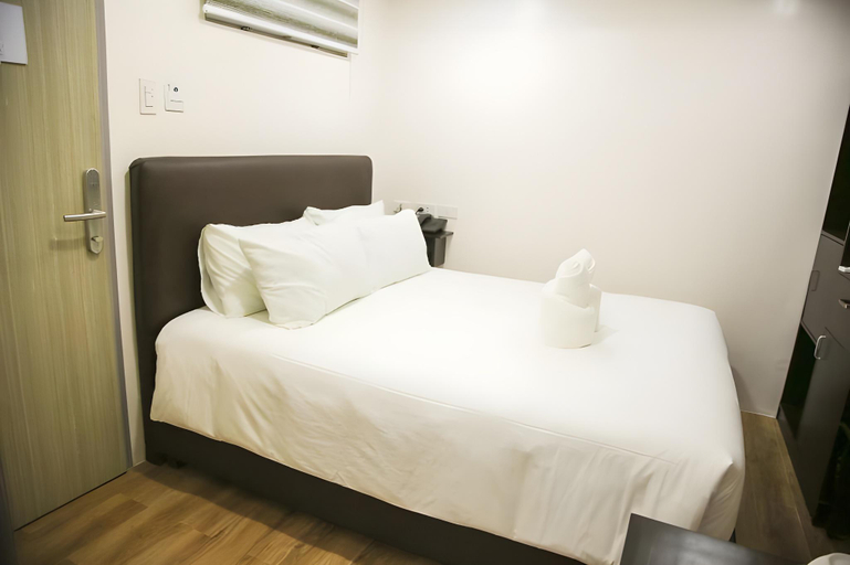 Bedroom, Emerald Island Hotel, Malay