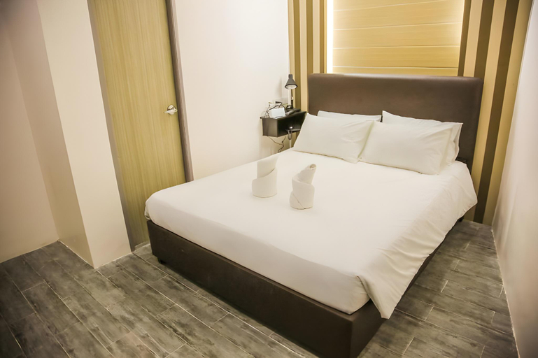 Others 4, Emerald Island Hotel, Malay