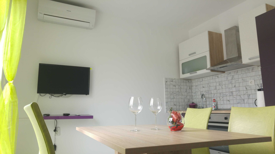 Others 2, Cozy Island Apartment Lavanda on Krk, Punat