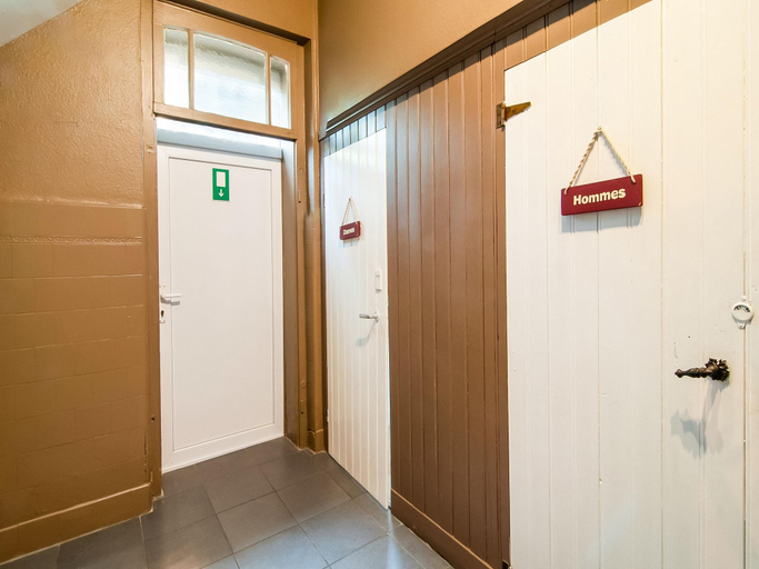 3, Elegant Waimes Mansion Stay, Liège