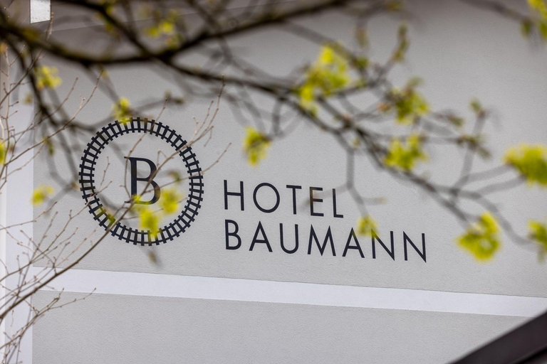 Others 4, Hotel Baumann, Miesbach