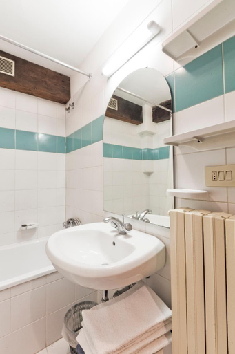 Bathroom 4, Palazzetto San Lio, Rialto, Venezia