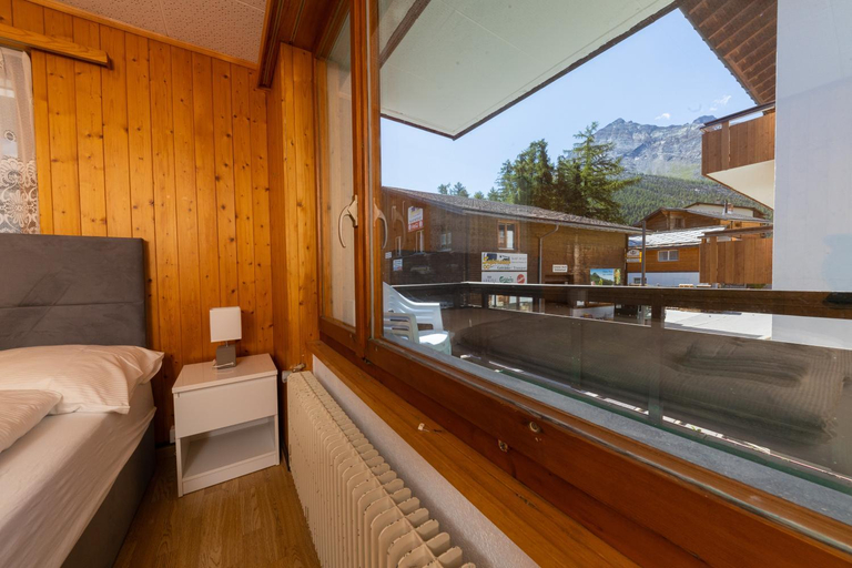 Others 5, Haus Slalom, Visp