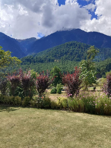 Others 5, zoz star main pahalgam, Anantnag
