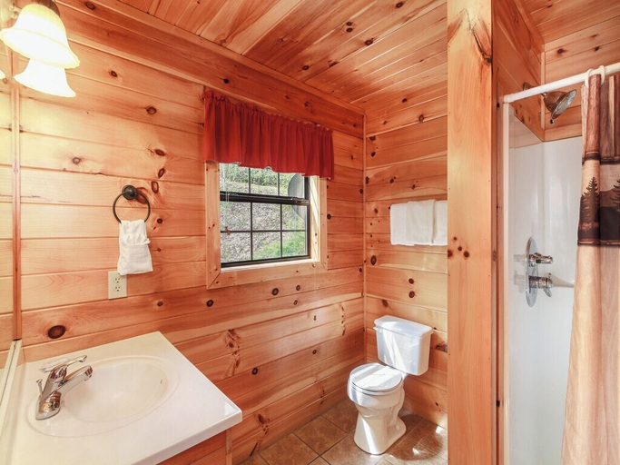 Bathroom 4, Away From it All by Jackson Mountain Rentals, Sevier
