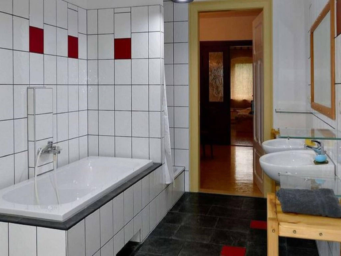 Others 3, Villa Rotschoenberg im Tal der Freiberger Mulde, Mittelsachsen