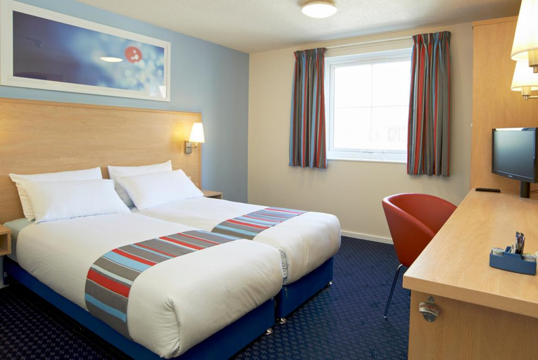 Bedroom 5, Travelodge Okehampton Sourton Cross, Devon