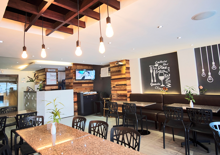 Food & Drinks, Fersal Hotel Tuazon, Quezon City