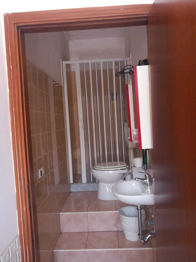 Bathroom 5, Bed & Fly Aeroporto Fontanarossa, Catania