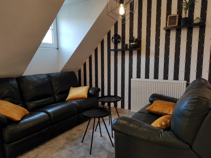 Others 5, Luxurious Villa with Pool in the Ardennes, Liège