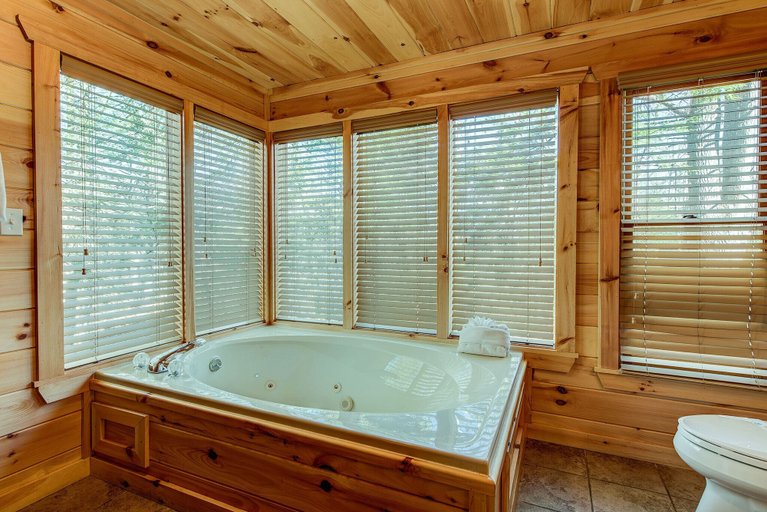 Bathroom 4, Rocky Top Lookout by Jackson Mountain Rentals, Sevier