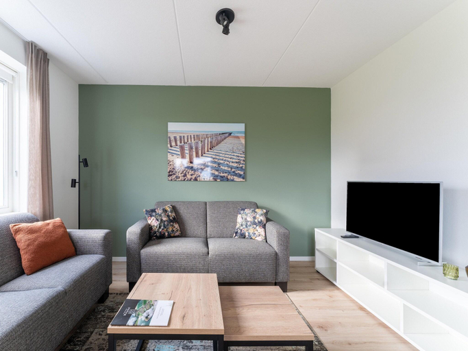 Others 4, Holiday Home near Scherpenisse Beach, Tholen