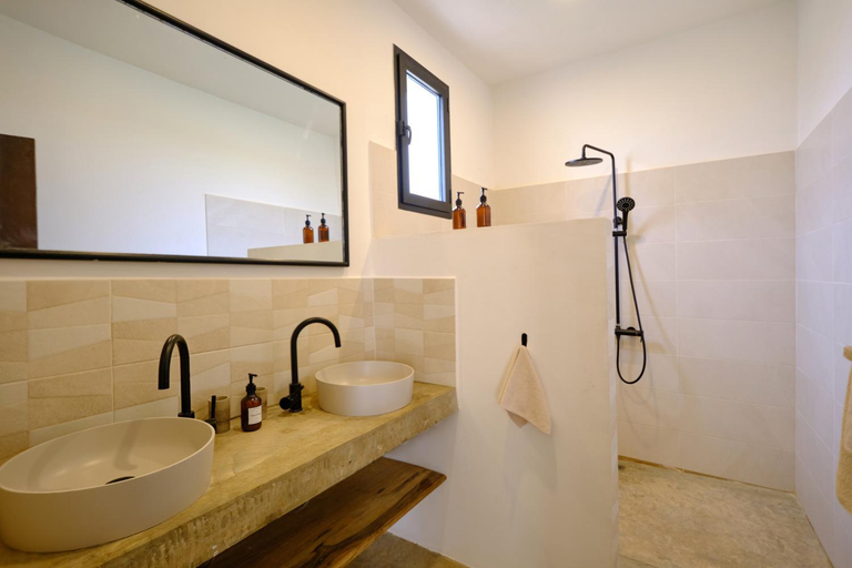 Bathroom, Kawga Hotel, Mbour