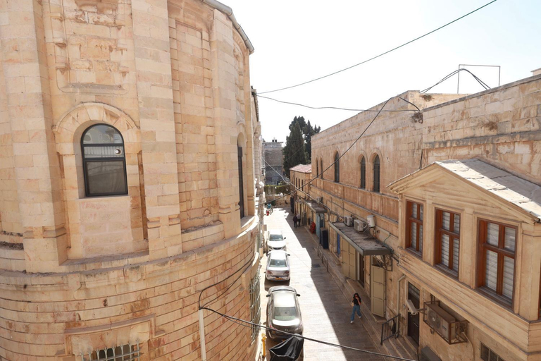 Others 4, Petrakis Inn, Jerusalem