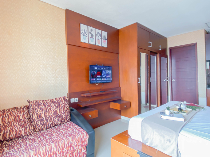 Others 4, Warm Wood Accents Studio at Mangga Dua Apartment By Travelio, Jakarta Pusat
