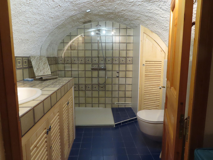 Bathroom 3, Escape in Saint-Julien-du-Gua, Ardèche