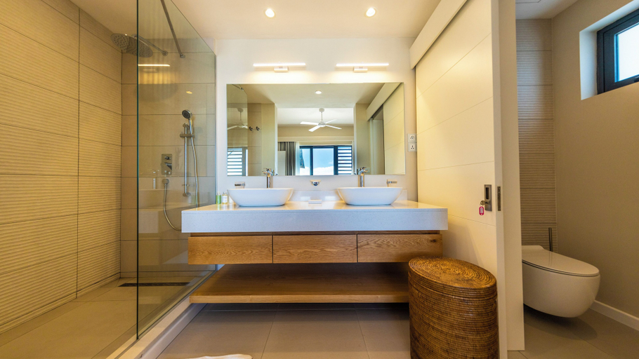 Bathroom 4, Blue Nest by Horizon Holidays