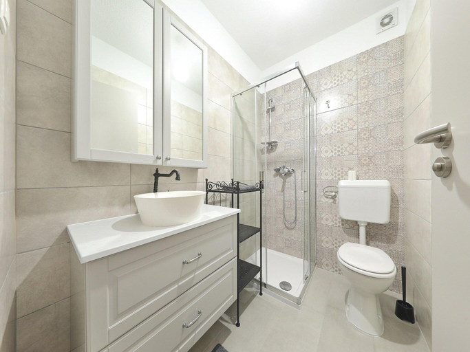 Bathroom 4, Villa with Heated Pool, Starigrad