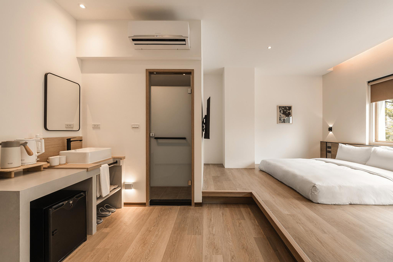 Bedroom 2, River Trees Hotel, Kaohsiung