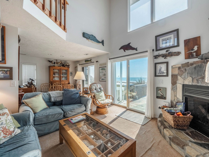 Others 5, Sea-duction by Carolina Retreats, Pender