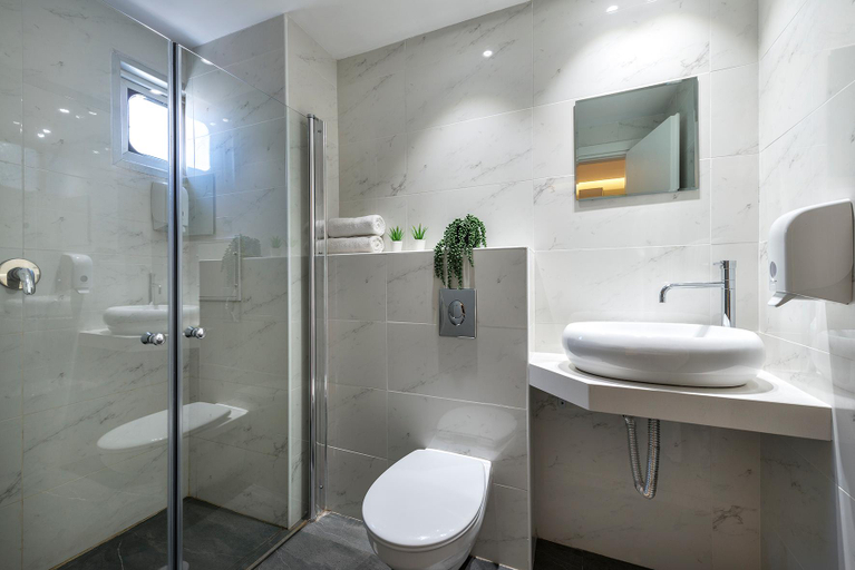 Bathroom 4, Melio Hotel Eilat