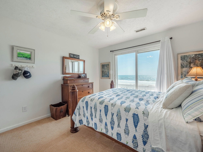 Others 3, Sea-duction by Carolina Retreats, Pender